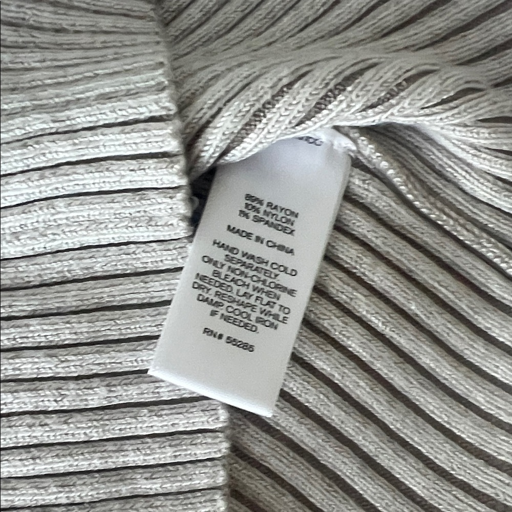 Express Beige Ribbed Knit Top - Picture 3 of 4